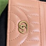 Réplica del tarjetero Gucci Marmont rosa