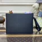 Louis Vuitton Takeoff Pouch Black: réplica de un bolso de diseñador de alta gama
