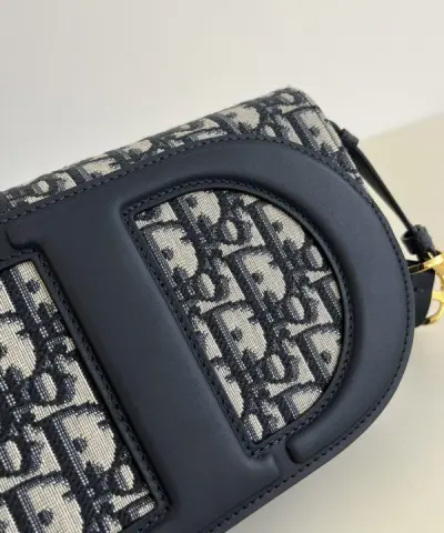 Replica Dior Signature Cd - designer handbag clone