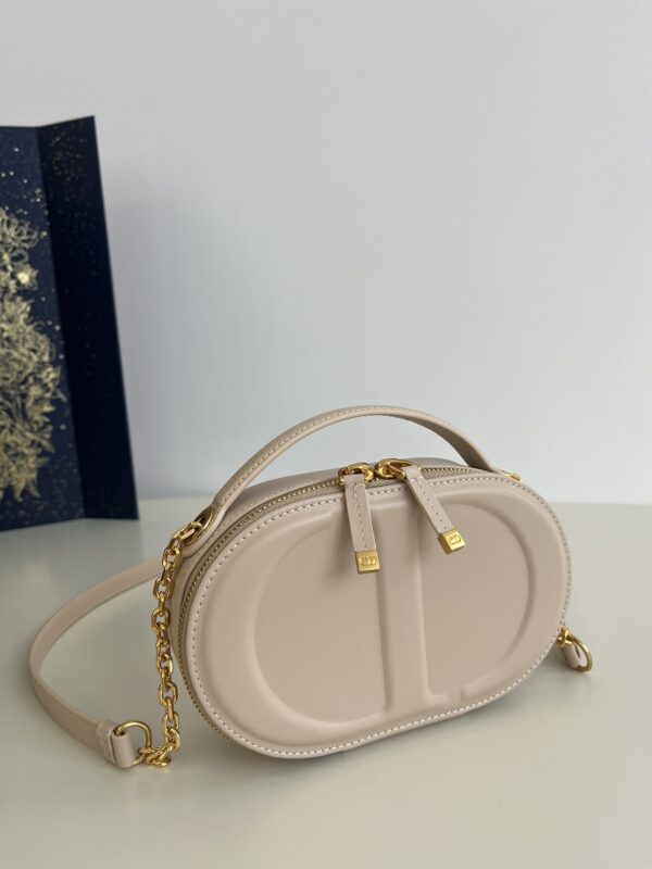 20230717_i1689588199_8827_1.jpg Dior Signature Top Handle Pink