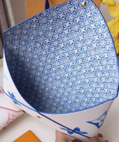 Louis Vuitton Kirigami Pochette Pouch - ultra-realistic fake purse