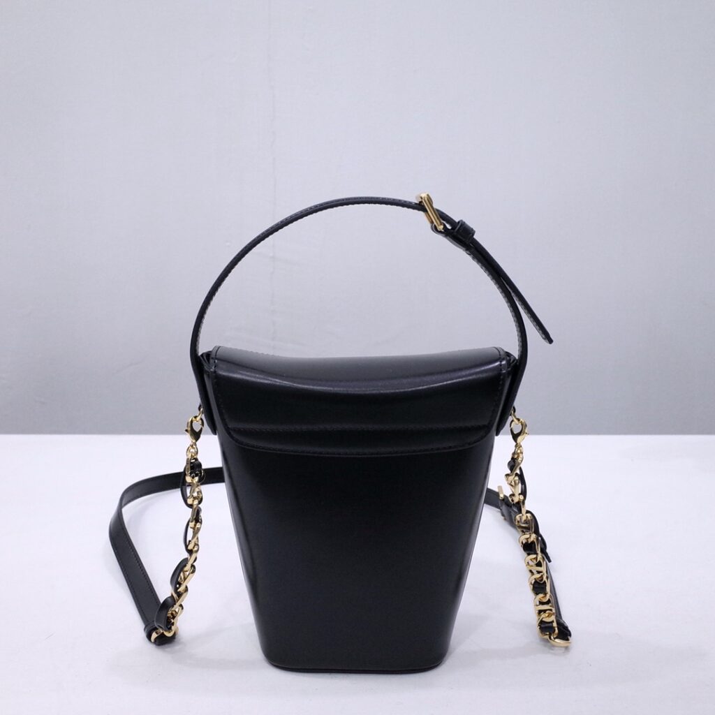 20231220_i1703050733_2995_4.jpg Dior 30 Montaigne Amber Chain Black