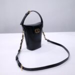 Replica Dior 30 Montaigne Amber Chain Black