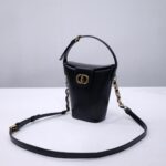 Replica Dior 30 Montaigne Amber Chain Black