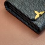 Louis Vuitton Capucines Long Black - podróbka luksusowej torebki najwyższej jakości