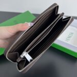 Replica Bottega Veneta Zip Long Wallet Brown&Black
