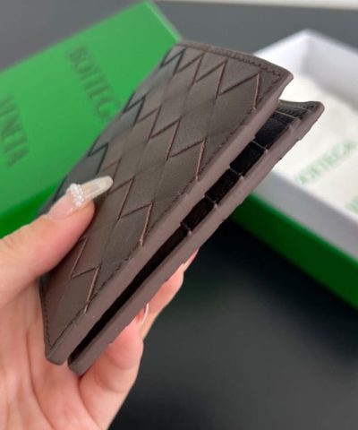 Replica Bottega Veneta Intrecciato Bi – Fold Wallet Black&Brown - best quality fake designer bag