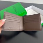 Replica Bottega Veneta Intrecciato Bi – Fold Wallet Black&Brown