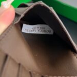 Replica Bottega Veneta Intrecciato Bi – Fold Wallet Black&Brown - elite factory replica handbag