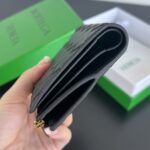 レプリカ ボッテガ・ヴェネタ 二つ折りジッパーウォレット - 高級レプリカデザイナー財布