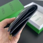 レプリカ ボッテガ・ヴェネタ 二つ折りジッパーウォレット - 高級レプリカデザイナー財布