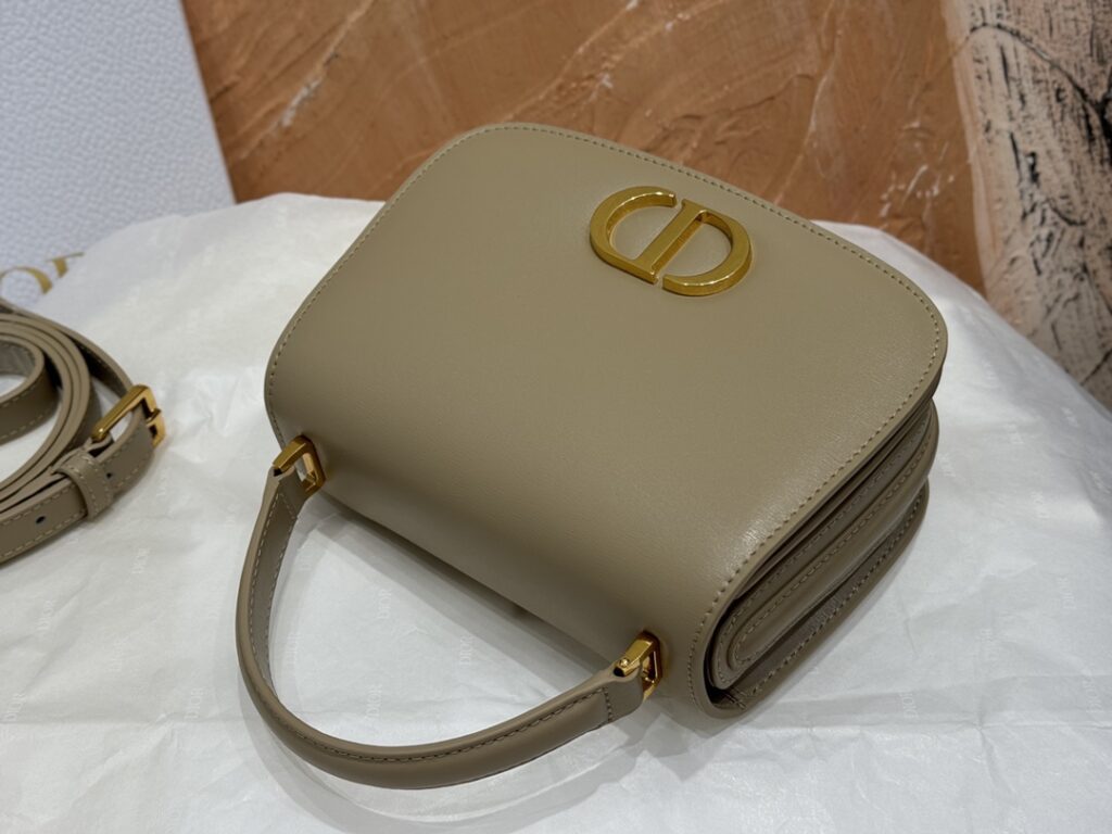 20240817_i1723872711_312_4.jpg Dior 30 Montaigne Avenue Top Handle Brown
