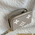 Louis Vuitton Zipper Coin Purse Beige