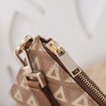 img_a189b943_20240304_i1709493370_422_8.jpg Replika Dior Clutch mit Diamantmuster – hochwertige Superklon-Handtasche