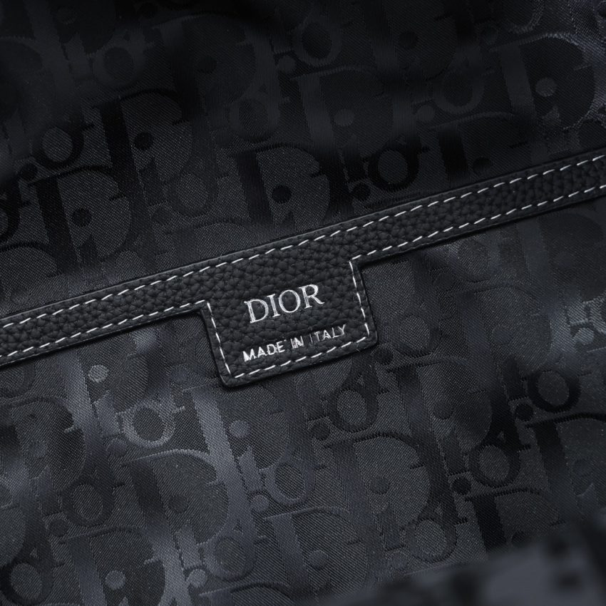 img_a189b943_20240913_i1726171909_7082_1.jpg Dior Saddle Zip Backpack Black Grained Calfskin