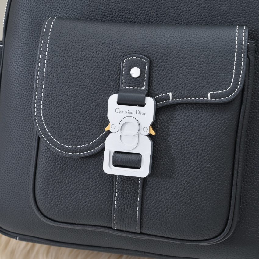 img_a189b943_20240913_i1726171909_7800_5.jpg Dior Saddle Zip Backpack Black Grained Calfskin