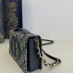 Replica Dior Signature Cd Square