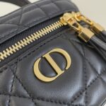 Replica Dior 30 Montaigne Vanity Black - top-grade luxury bag dupe