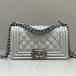 20220911_i1662870819_8605_0.jpg CHANEL Le Boy Grey Silver - chanel boy grey silver replica front view