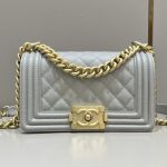20220911_i1662872337_2923_0.jpg CHANEL Le Boy Grey Gold - chanel boy grey gold replica front view