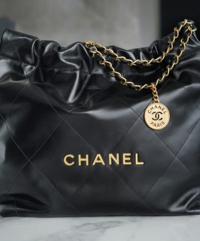 CHANEL 22 Μικρή Τσάντα Χειρός Μαύρη