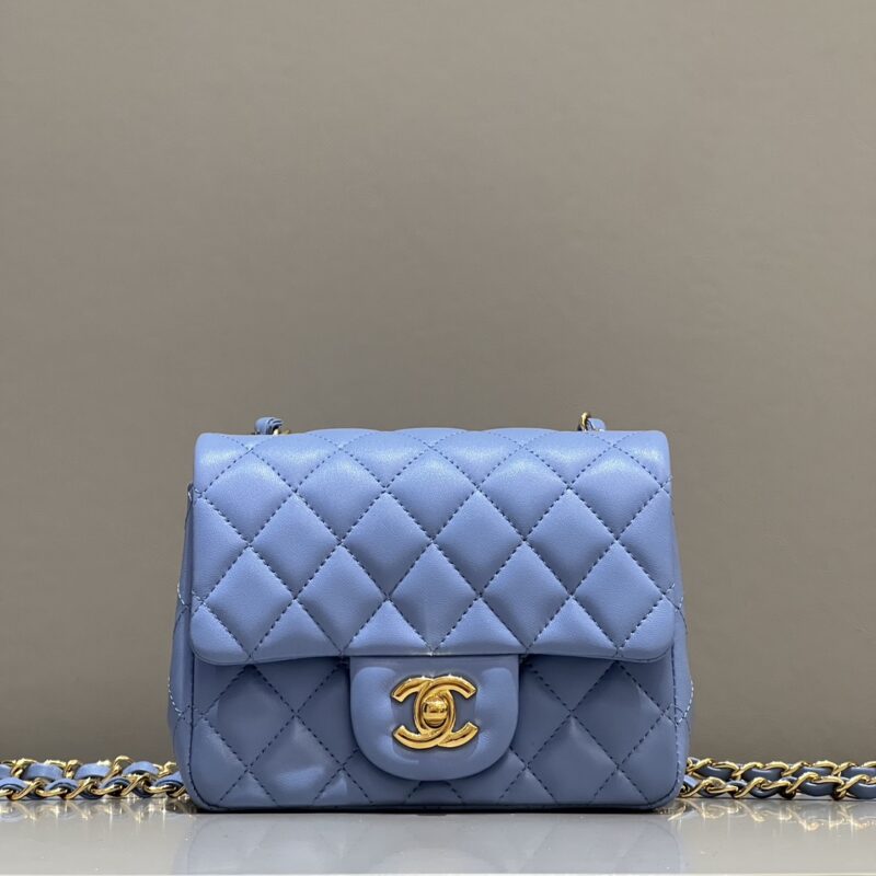 20221212_i1670856407_7734_0.jpg CHANEL Classic Flap 17cm Blue - chanel classic flap blue replica front view