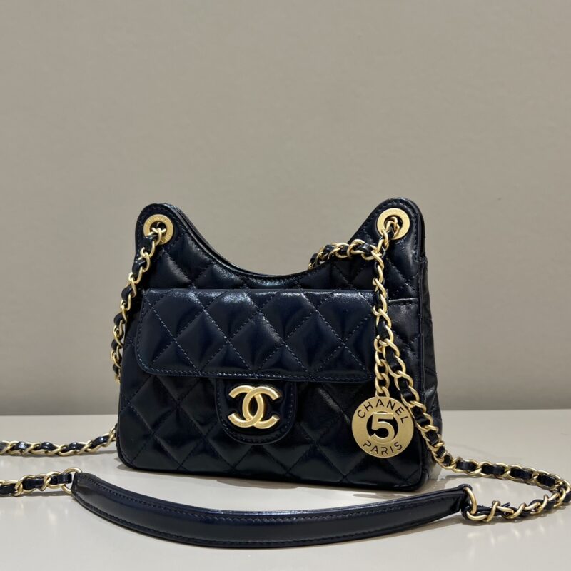 20221228_i1672207668_2110_0.jpg CHANEL Hobo Small Dark Blue - chanel small hobo dark blue dupe front view