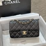 20230625_i1687673403_4753_0.jpg CHANEL Classic Flap 20cm Black - fake chanel 20cm black front view