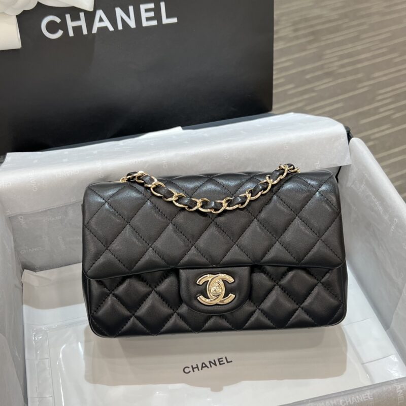 CHANEL Classic Flap 20cm Black - fake chanel 20cm black front view