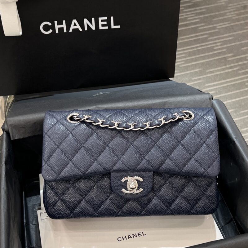 20230625_i1687673639_8112_0.jpg CHANEL Classic Flap 23cm Sea Blue - chanel copy bag front view