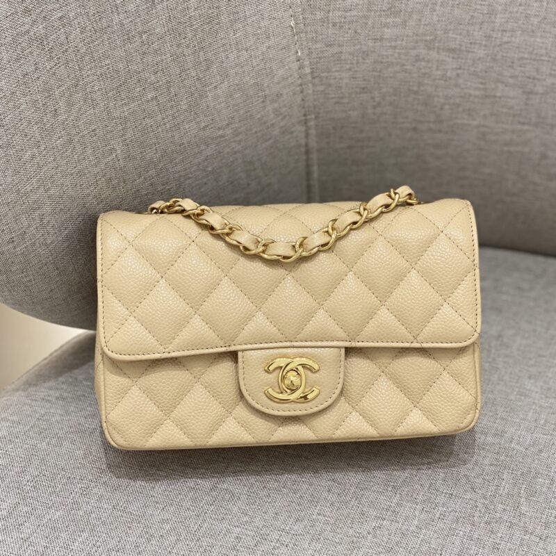 20230719_i1689746636_4403_0.jpg CHANEL Classic Flap 20cm Apricot - chanel apricot bag replica front view