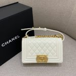 20230720_i1689861277_5519_0.jpg CHANEL Le Boy White - fake chanel boy white front view