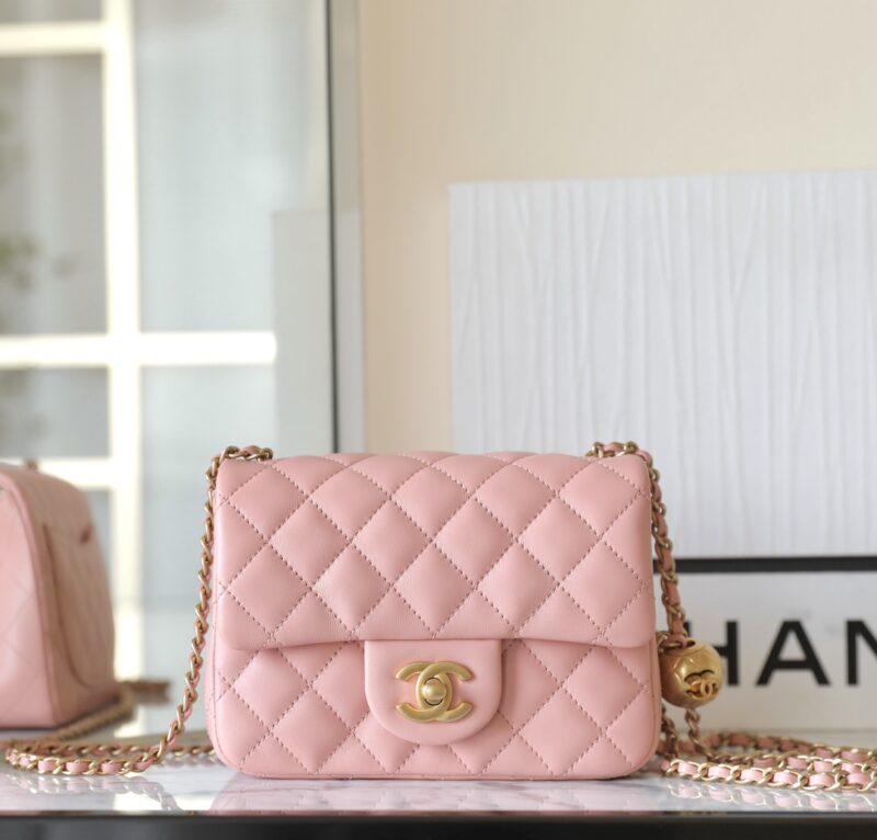 20231017_i1697524516_3338_2.jpg CHANEL CF 17cm Golden Ball Pink - chanel golden ball pink dupe front view