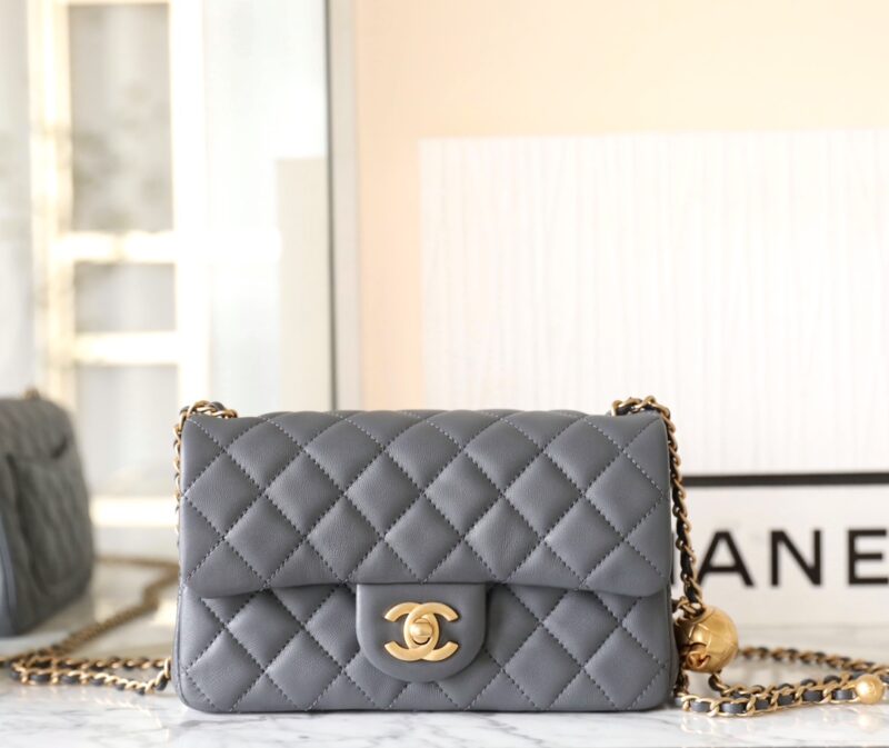 20231023_i1698039707_9069_2.jpg CHANEL CF 20cm Golden Ball Grey - fake chanel golden ball grey front view