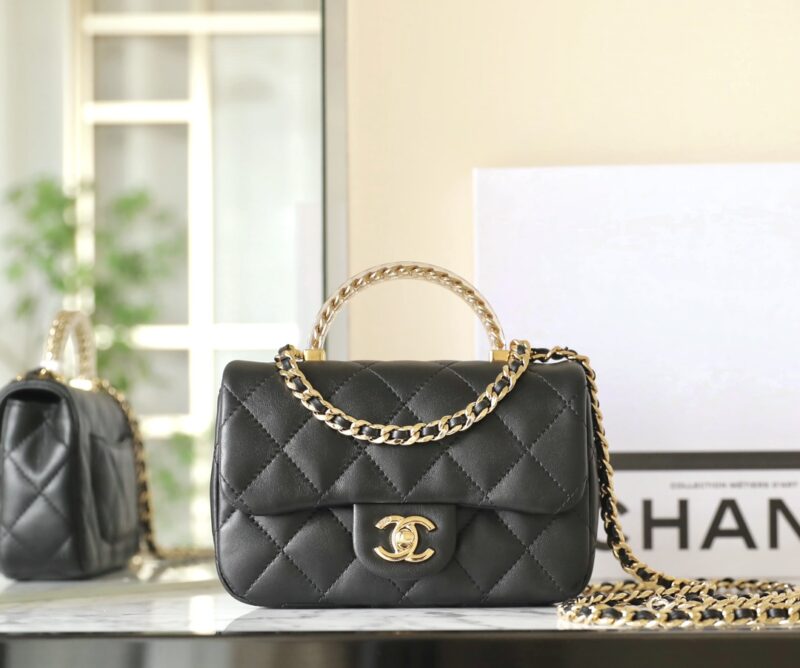20240518_i1715999903_101_2.jpg CHANEL CF 19 cm Handle Black - chanel mini flap handle black replica front view