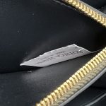 20240802_i1722581418_6493_8.jpg Bottega Veneta Zip Long Wallet Grid - hardware closeup