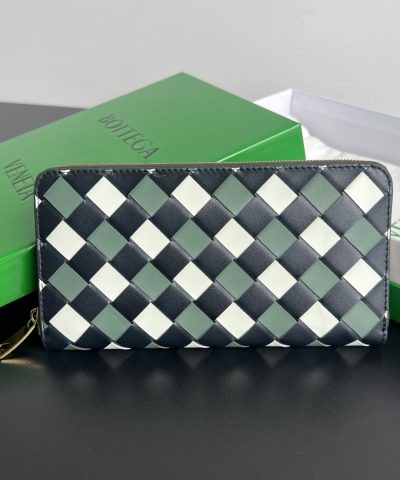 Bottega Veneta Zip Long Wallet Grid - Premium Italian Leather Replica | LuxeCarryMe