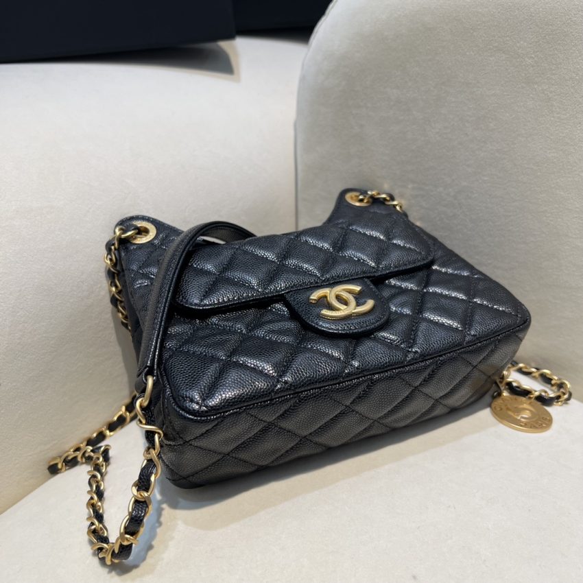 CHANEL 23c Hobo Small Black - chanel 23c hobo black dupe detail 3