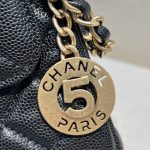CHANEL 23c Hobo Small Black - chanel 23c hobo black dupe detail 4