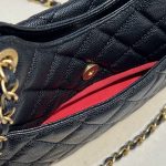 CHANEL 23c Hobo Small Black - chanel 23c hobo black dupe detail 6