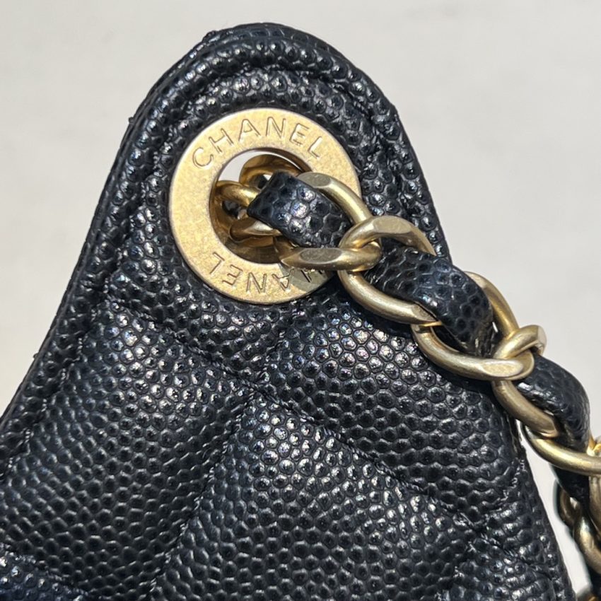 CHANEL 23c Hobo Small Black - chanel 23c hobo black dupe detail 9