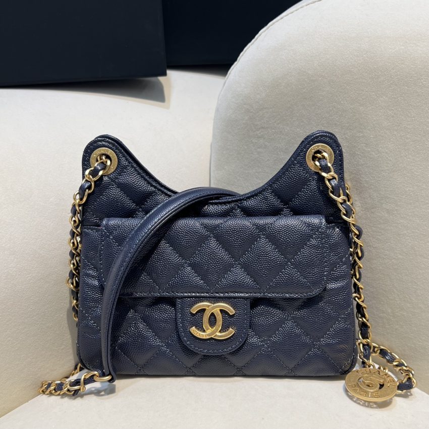 CHANEL 23c Hobo Small Dark Blue - fake chanel hobo dark blue detail 4