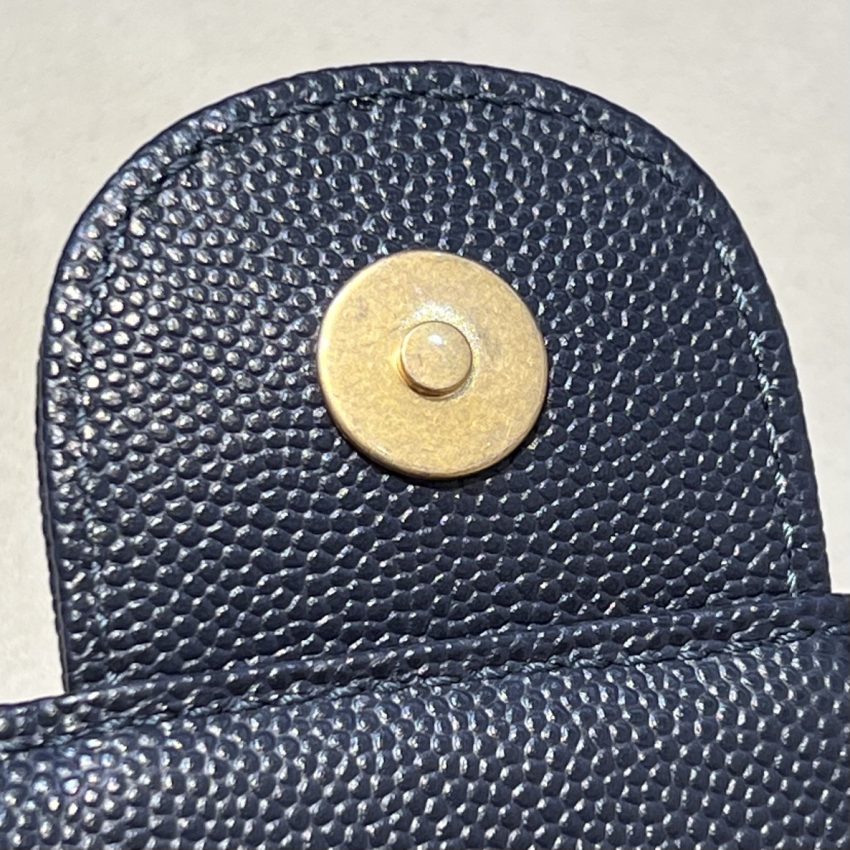 CHANEL 23c Hobo Small Dark Blue - fake chanel hobo dark blue detail 9