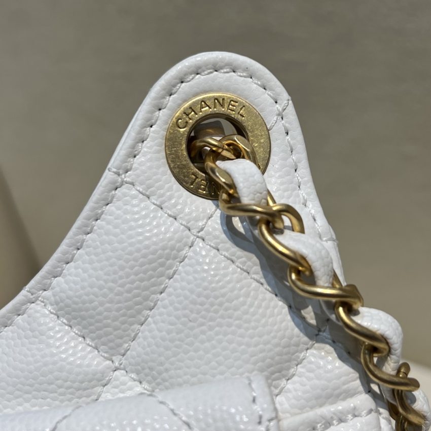 CHANEL 23c Hobo Small White - chanel hobo small white dupe detail 7