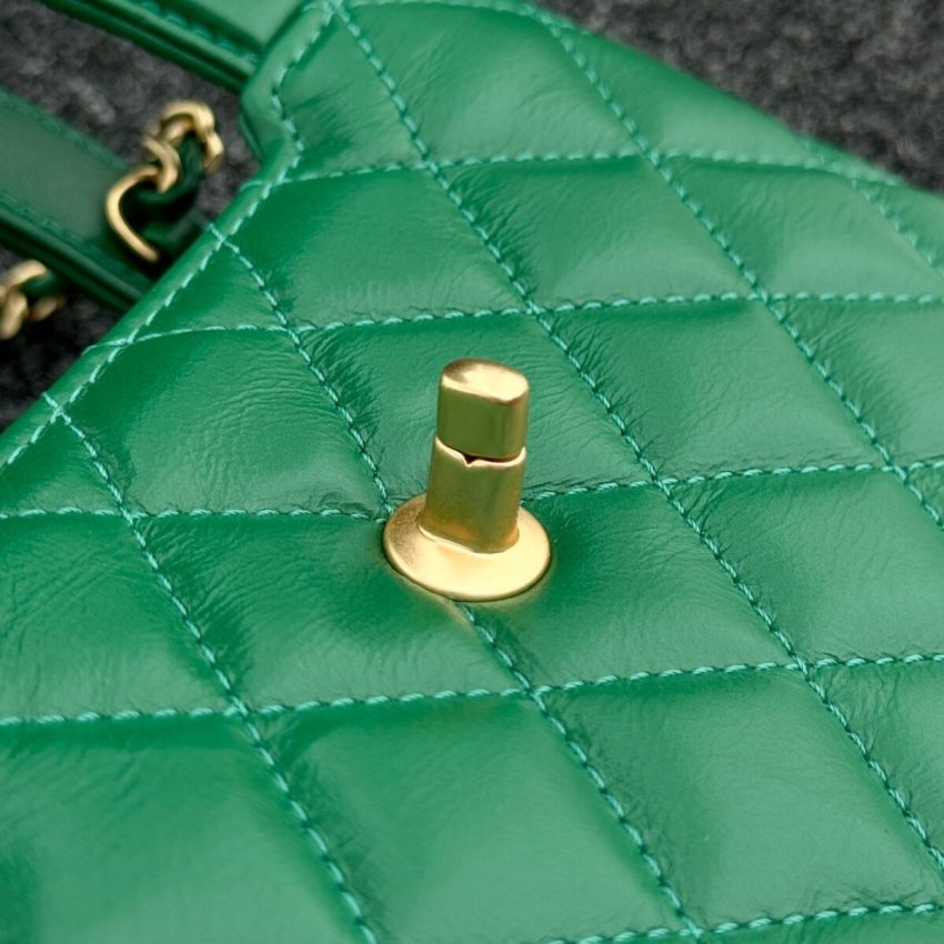 CHANEL 23k Kelly Green - chanel kelly green replica detail 4