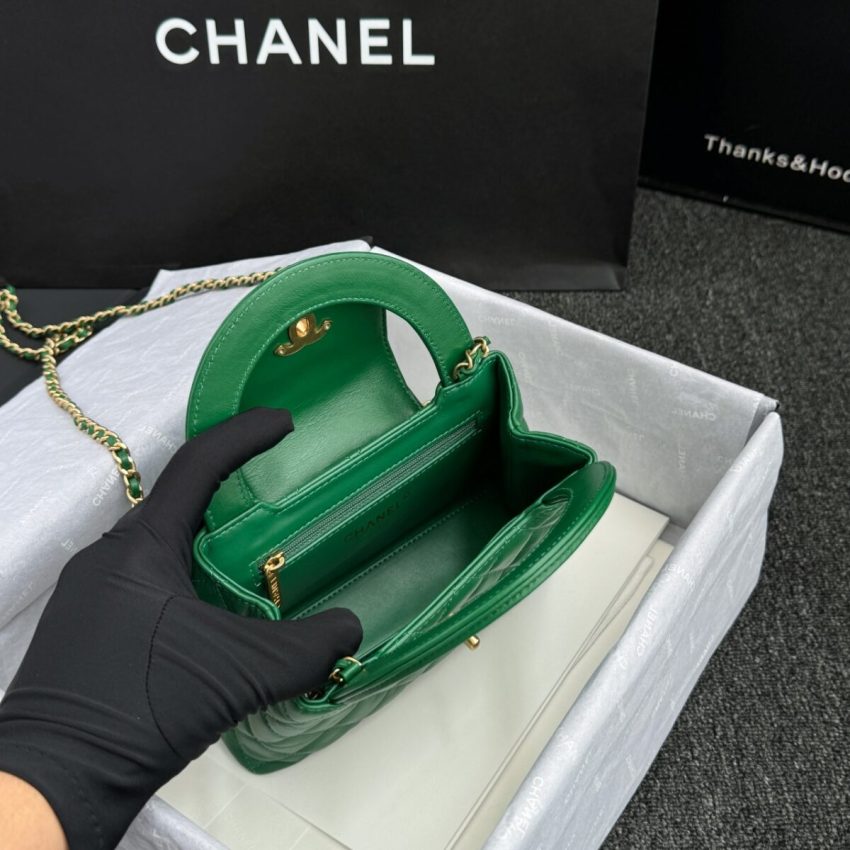 CHANEL 23k Kelly Green - chanel kelly green replica detail 7