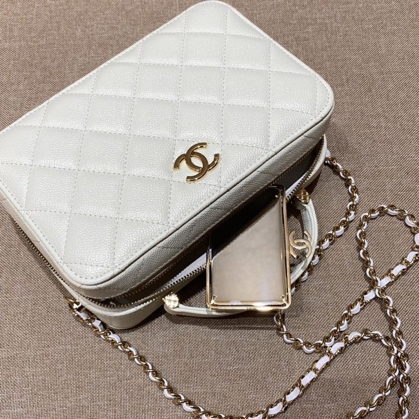 49641_g3 CHANEL 22 Camera Bag White - chanel camera bag white dupe detail 3