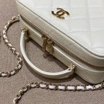 49641_g5 CHANEL 22 Camera Bag White - chanel camera bag white dupe detail 5