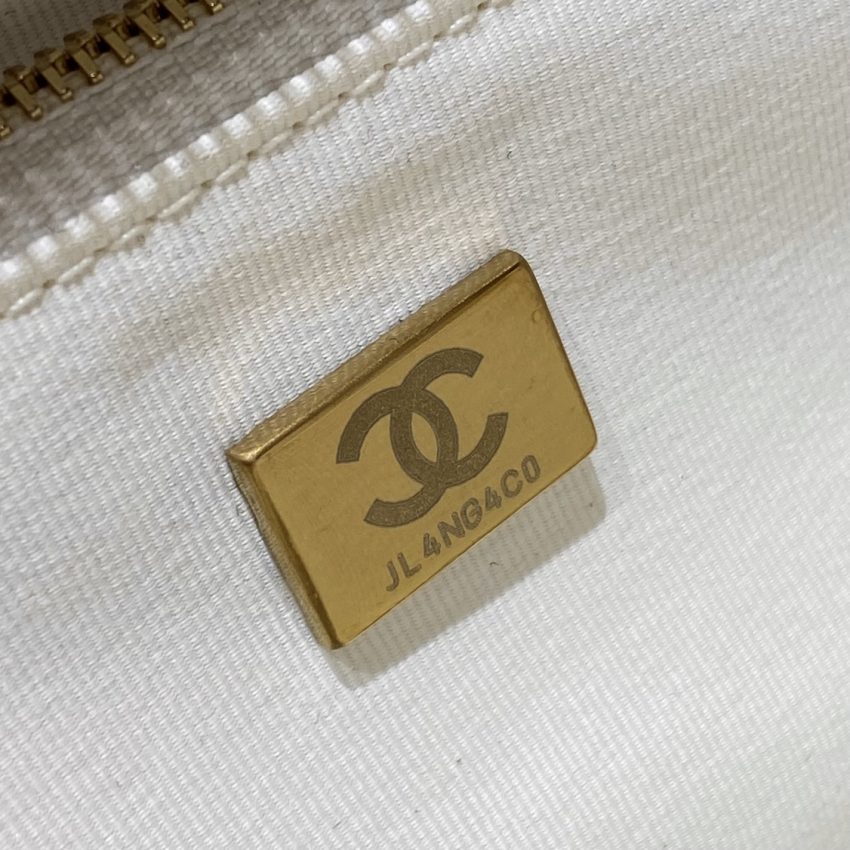 49641_g6 CHANEL 22 Camera Bag White - chanel camera bag white dupe detail 6
