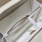 49641_g8 CHANEL 22 Camera Bag White - chanel camera bag white dupe detail 8